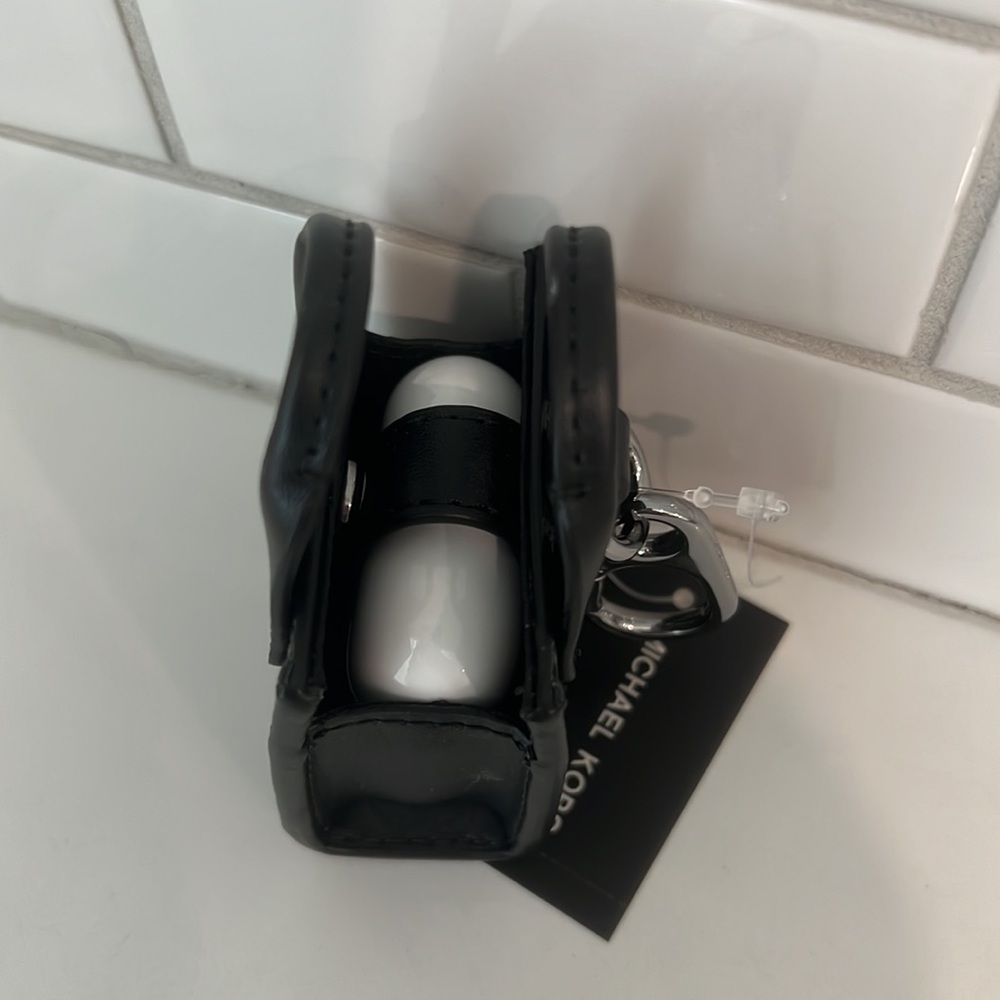 CUTE!! MK Mini Bag AirPods Case!! - Picture 16 of 16